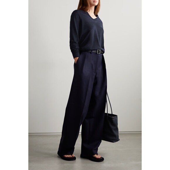 THE ROW Stockwell Cashmere Sweater Women's XS Navy Blue V-Neck Tailored Luxury - Picture 12 of 13